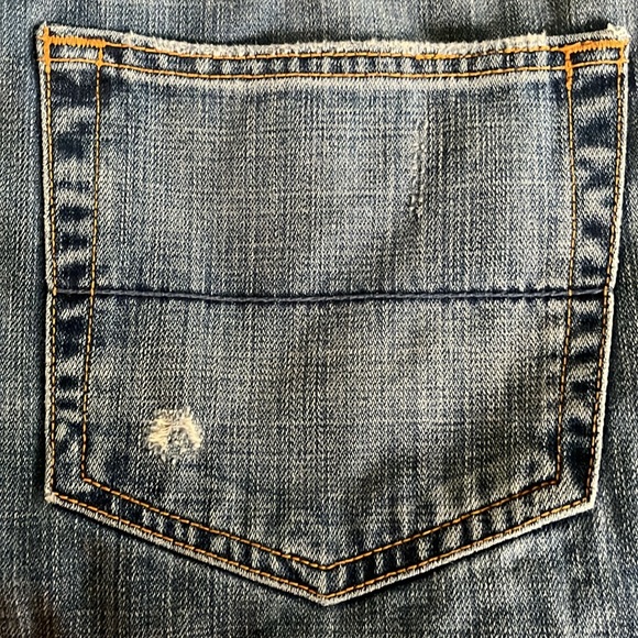 AEROPOSTALE DISTRESSED BLUE JEANS 32 x 30” straight leg - Picture 3 of 14